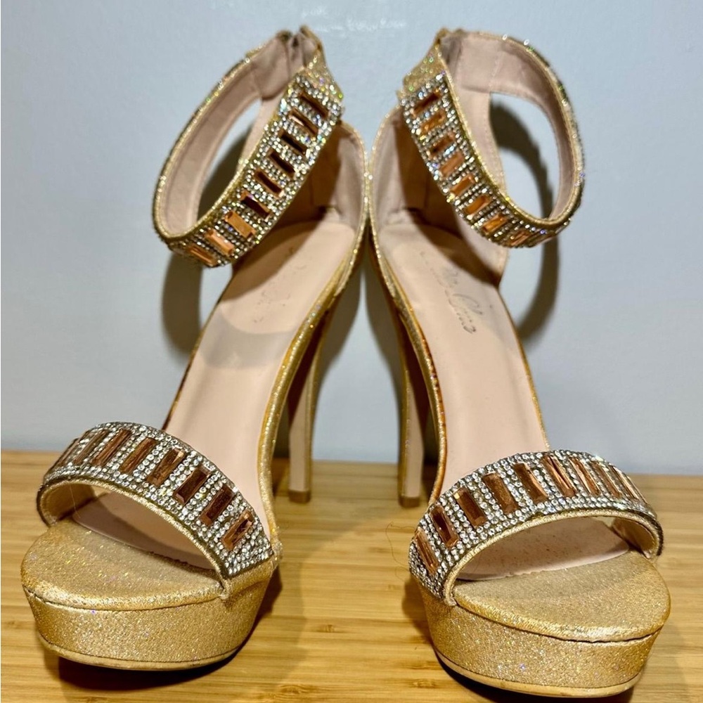 Elegant Gold Strappy Heels